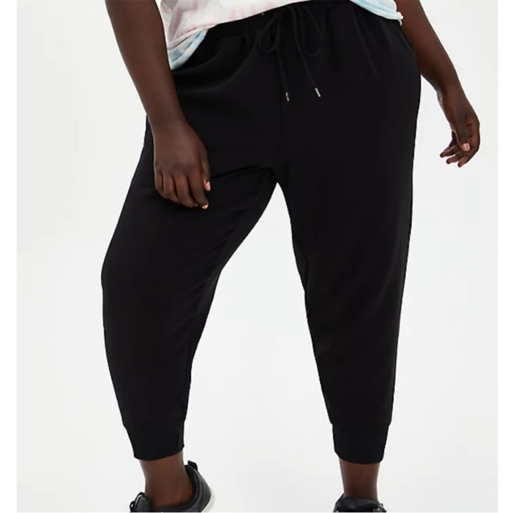Torrid Relaxed Fit Dressy Twill Crop Joggers
